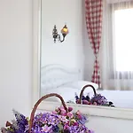 Hotel Sato Butik 2*